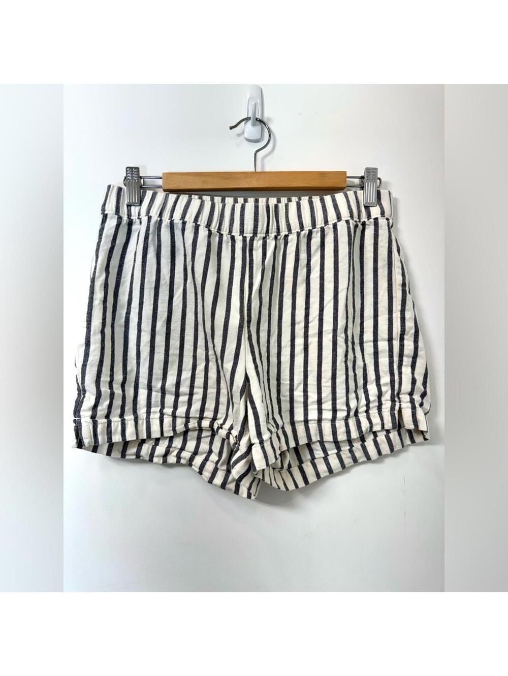 Eddie Bauer Stripe Shorts